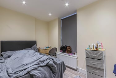 2 bed house, Cyril Crescent, Adamstown, Cardiff, CF241DQ - Image 3